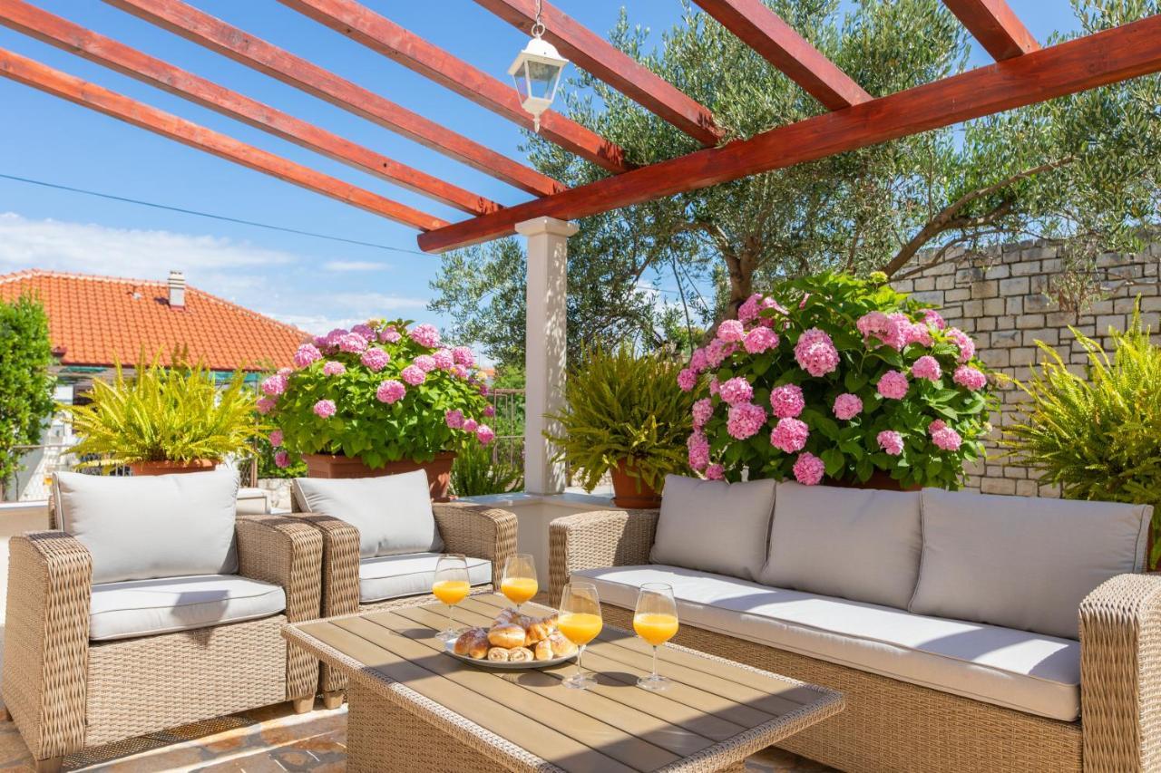 Apartments4You Supetar-The Best And Most Popular Apartments For Discovering The Island - Free Parking - 200 Meters From The Beach Экстерьер фото